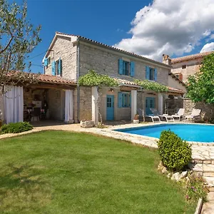 Villa Janko, Sveti Lovreč Pazenatički